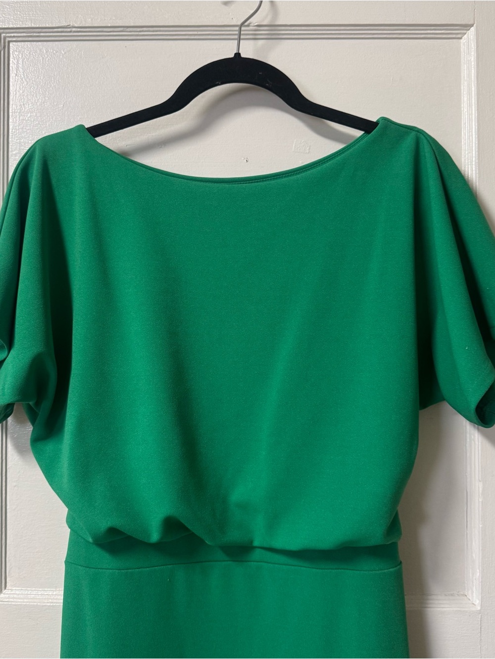 Joseph Ribkoff Emerald Green Dress with Tie Detail - Picture 4 of 11